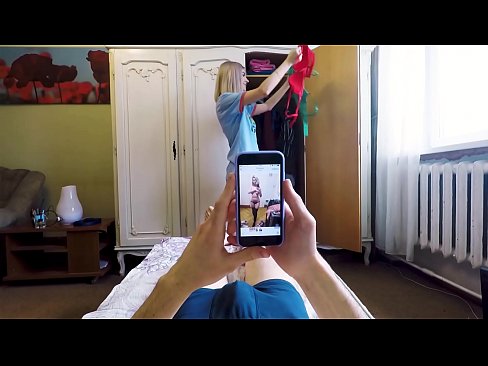 ❤️ A súa irmá fixo correr ao seu irmán xusto antes de que a nai chegase a casa ❤️ Vídeo de sexo en % gl.sexarxiv.ru % ❌
