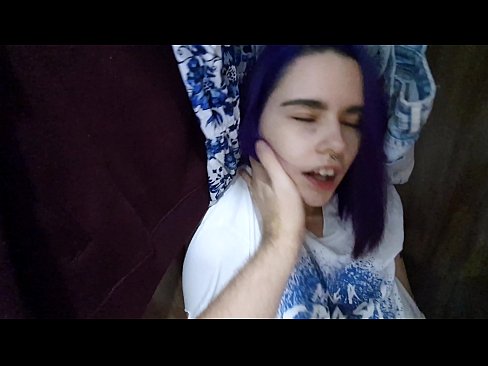 ❤️ Atopo a miña irmá no armario e axudouna a correrse ❤️ Vídeo de sexo en % gl.sexarxiv.ru % ❌